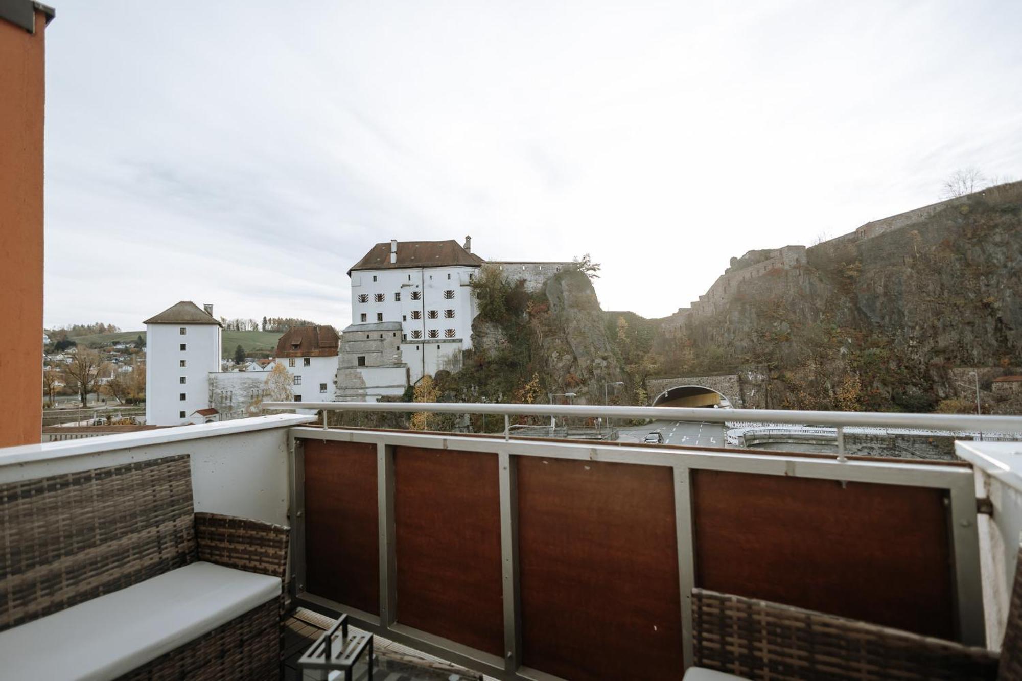 Stilvolles Appartement Mit Blick Auf Das Dreifluesse-Eck Passau Ngoại thất bức ảnh